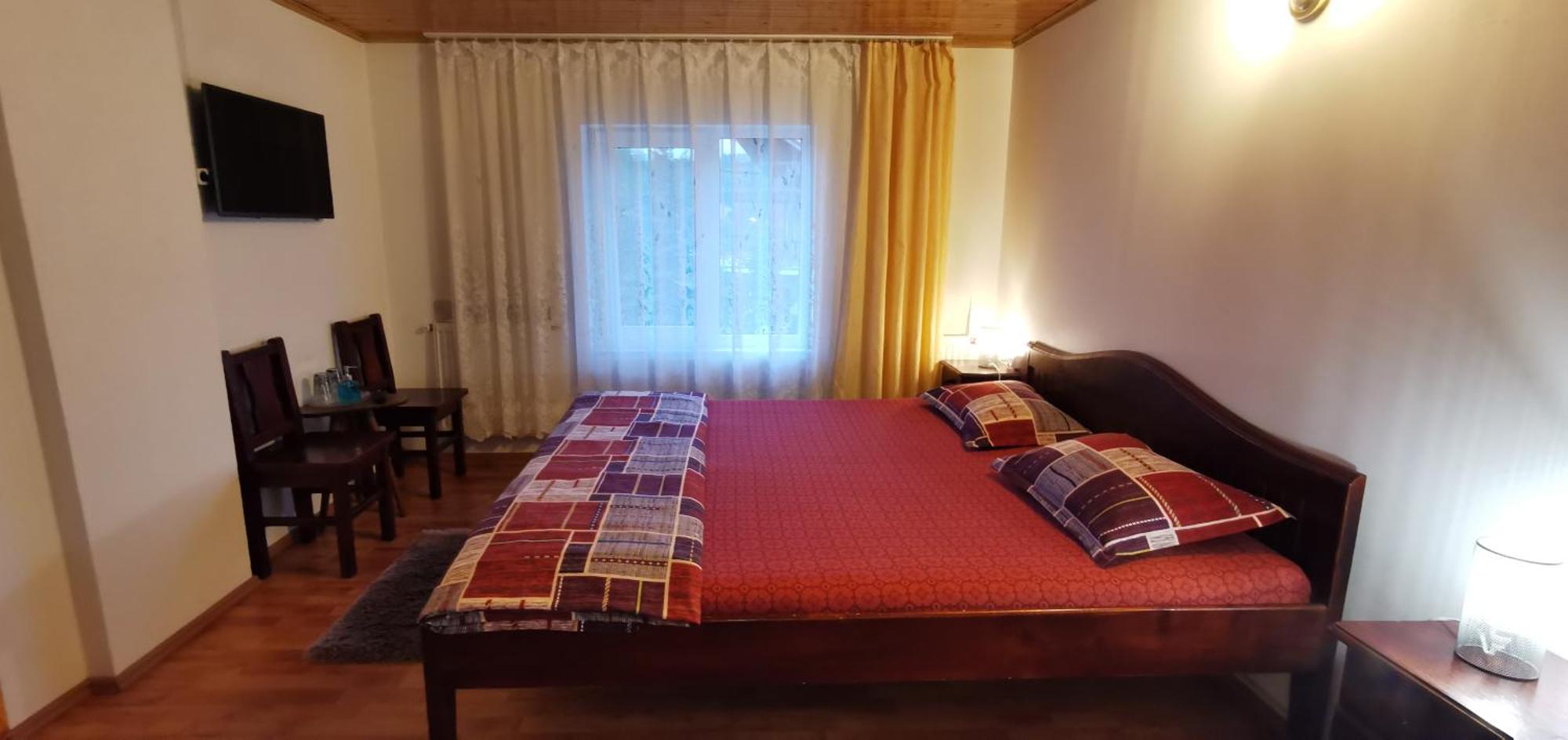 Nona Highland Home 莫伊西德约斯 外观 照片